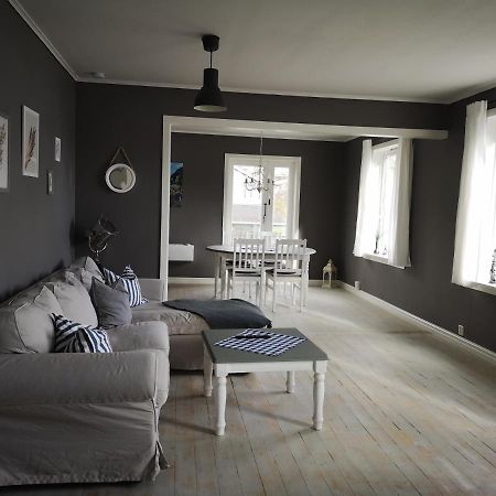 Old School Pa Eidslandet - Exclusive Apartment ภายนอก รูปภาพ