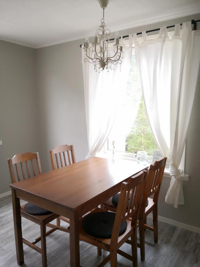 Old School Pa Eidslandet - Exclusive Apartment ภายนอก รูปภาพ