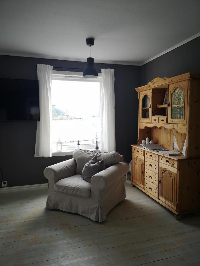 Old School Pa Eidslandet - Exclusive Apartment ภายนอก รูปภาพ