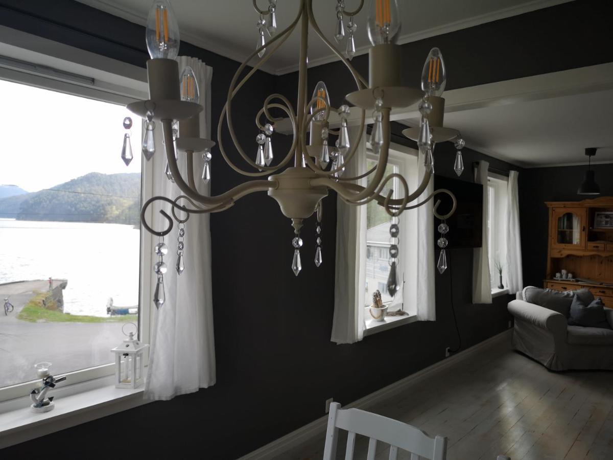 Old School Pa Eidslandet - Exclusive Apartment ภายนอก รูปภาพ